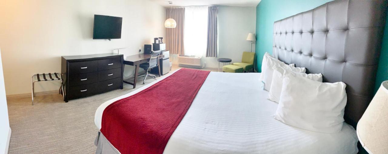 Redac Gateway Hotel Торънс Екстериор снимка