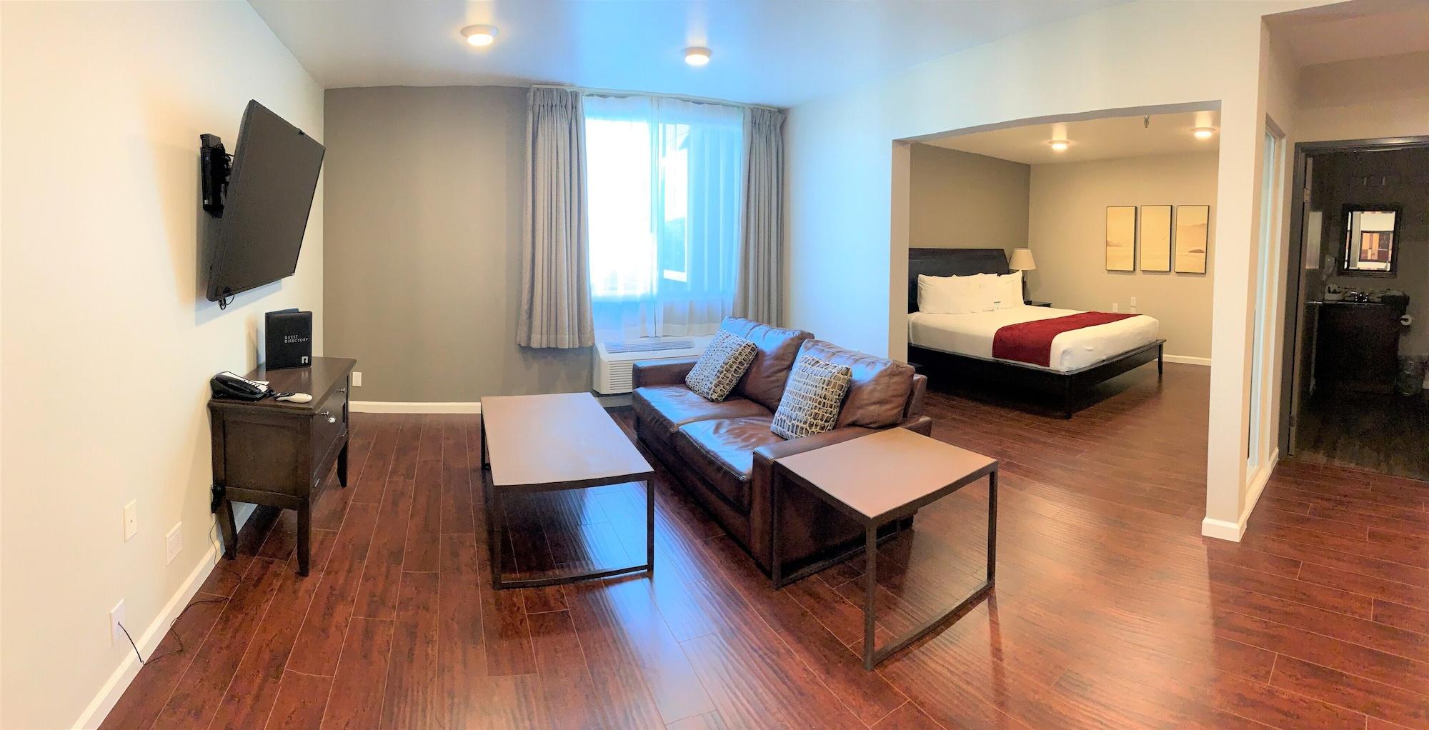 Redac Gateway Hotel Торънс Екстериор снимка