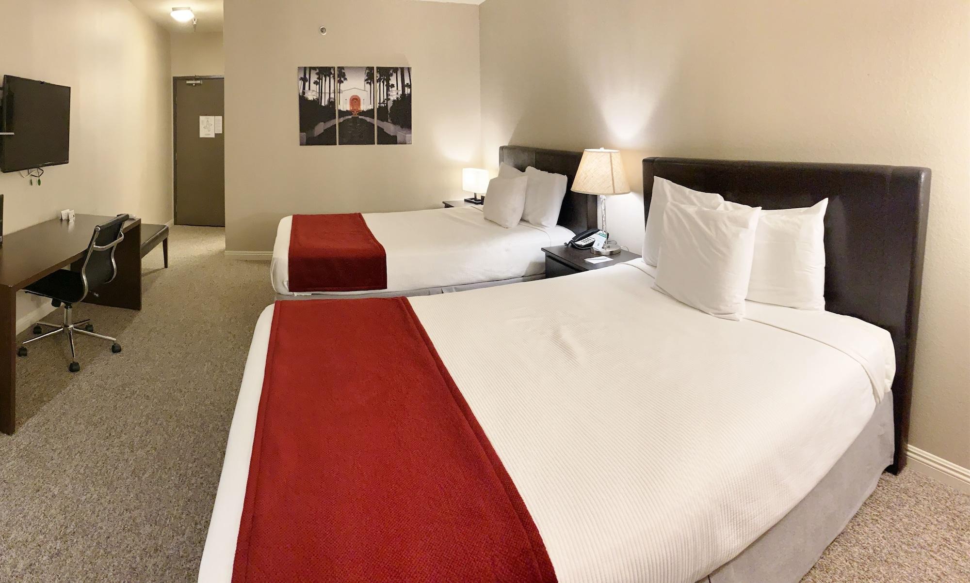 Redac Gateway Hotel Торънс Екстериор снимка
