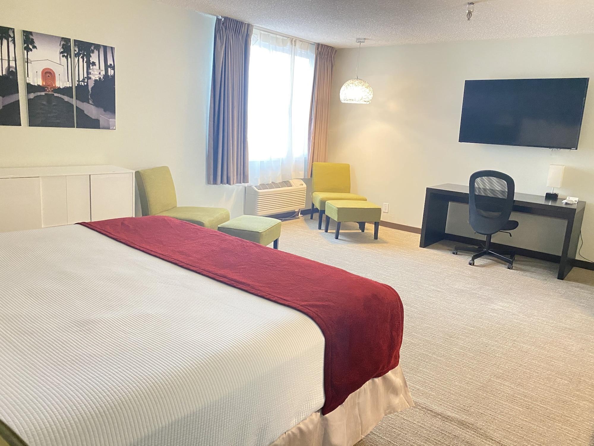 Redac Gateway Hotel Торънс Екстериор снимка